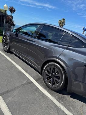 2025 Tesla Model X AWD