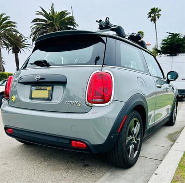 2023 MINI SE Hardtop Cooper