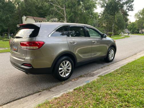 2018 Kia Sorento L