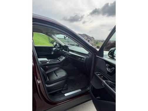 2021 Lincoln Aviator Standard AWD