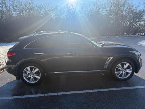 2012 INFINITI FX35 Base