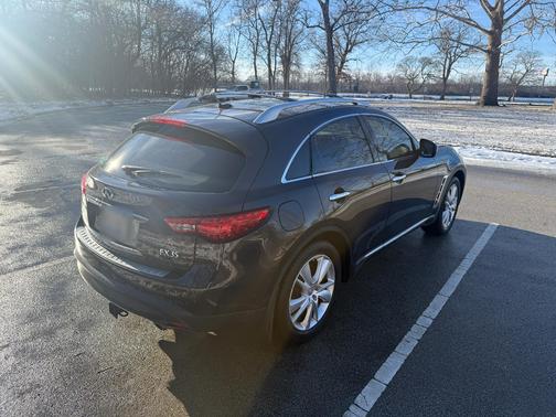 2012 INFINITI FX35 Base