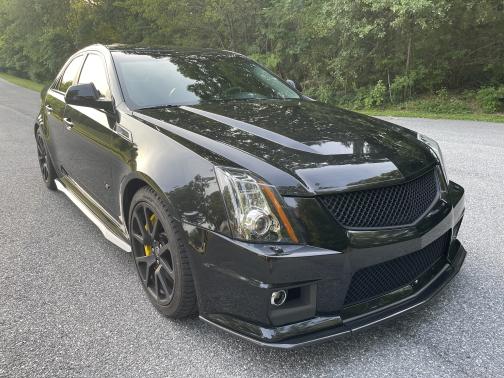 Photo 4 of 18 of 2012 Cadillac CTS-V Base