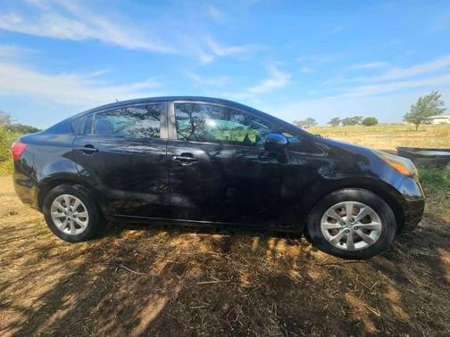 Black 2013 Kia Rio LX