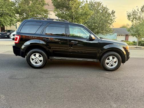 2009 Ford Escape XLT