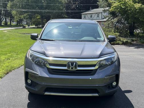 Gray 2020 Honda Pilot EX