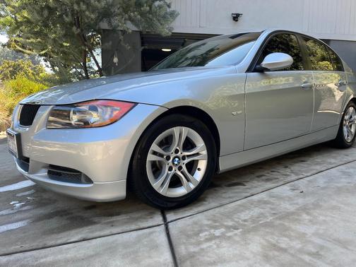 Silver 2008 BMW 328 i