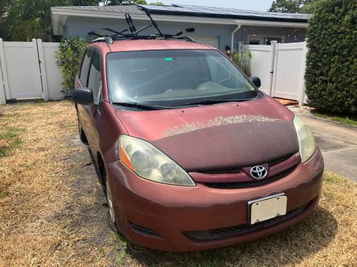 2006 Toyota Sienna LE