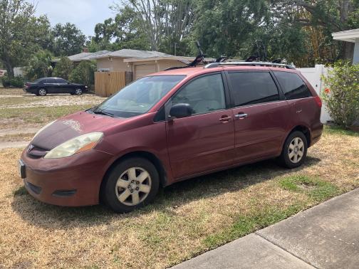 2006 Toyota Sienna LE