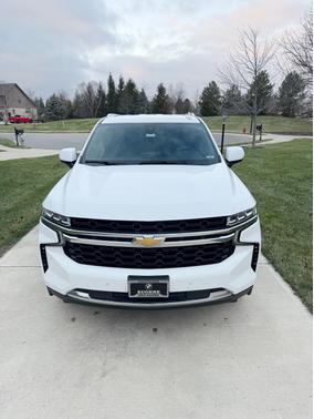 2022 Chevrolet Suburban LS