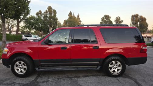 Red 2010 Ford Expedition EL XLT