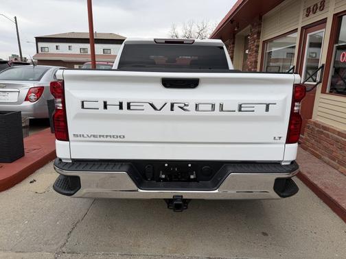 White 2024 Chevrolet Silverado 1500 LT