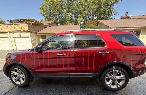Red 2013 Ford Explorer Limited