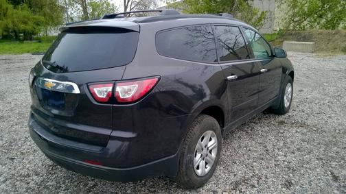 Gray 2014 Chevrolet Traverse LS