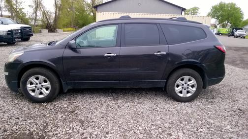 Gray 2014 Chevrolet Traverse LS
