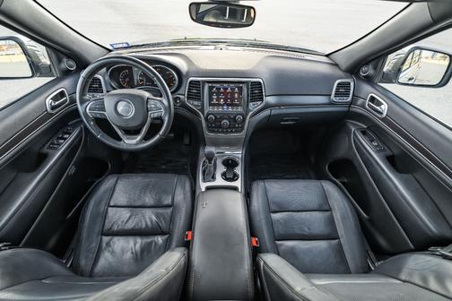 Black 2018 Jeep Grand Cherokee Limited
