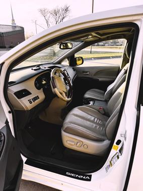 2013 Toyota Sienna Limited