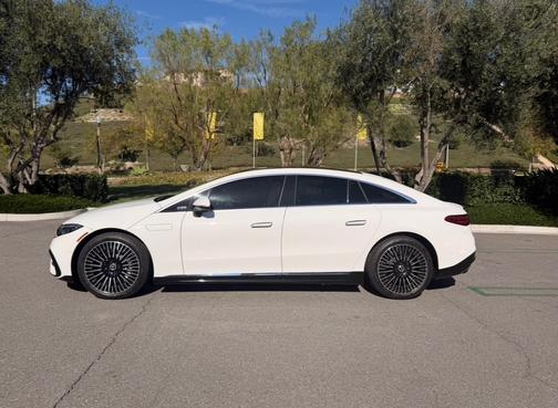 White 2023 Mercedes-Benz EQS 580 4MATIC