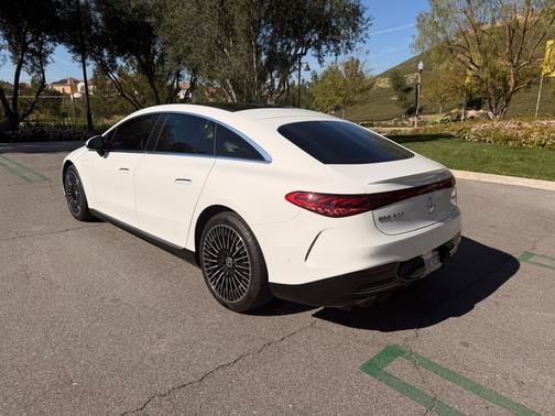 White 2023 Mercedes-Benz EQS 580 4MATIC