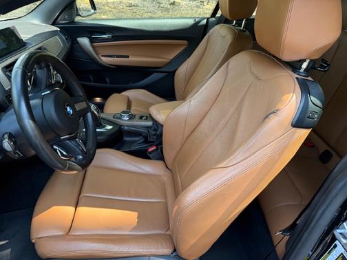 2018 BMW 230 i