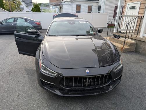 Black 2023 Maserati Ghibli Modena Q4
