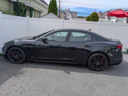Black 2023 Maserati Ghibli Modena Q4