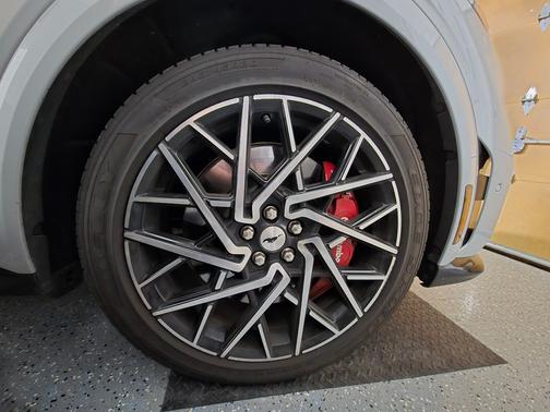 2022 Ford Mustang Mach-E GT