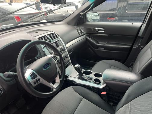 Blue 2014 Ford Utility Police Interceptor Base