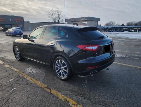 Black 2018 Maserati Levante Base