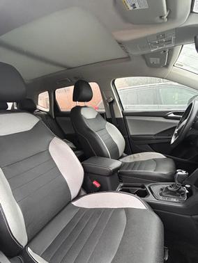 Gray 2022 Volkswagen Taos 1.5T SEL