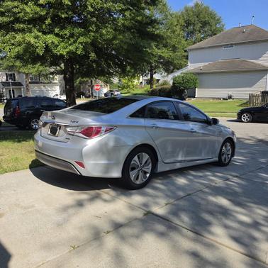 Silver 2013 Hyundai SONATA Hybrid Limited