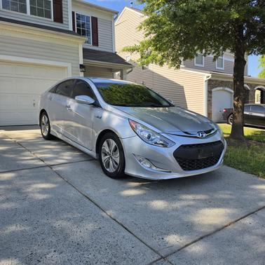 Silver 2013 Hyundai SONATA Hybrid Limited