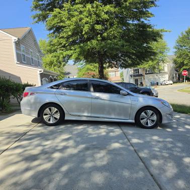Silver 2013 Hyundai SONATA Hybrid Limited