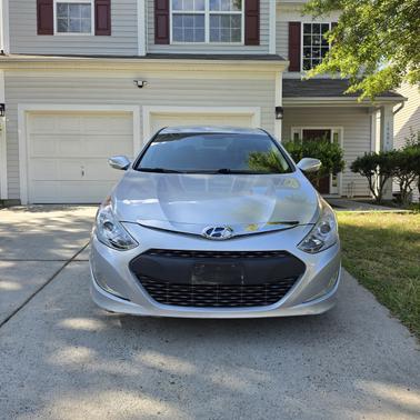 Silver 2013 Hyundai SONATA Hybrid Limited