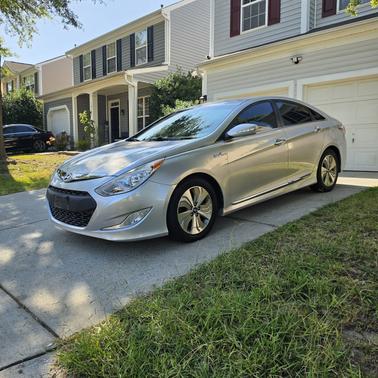 Silver 2013 Hyundai SONATA Hybrid Limited