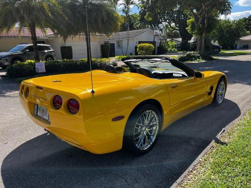 Yellow 2004 Chevrolet Corvette Base