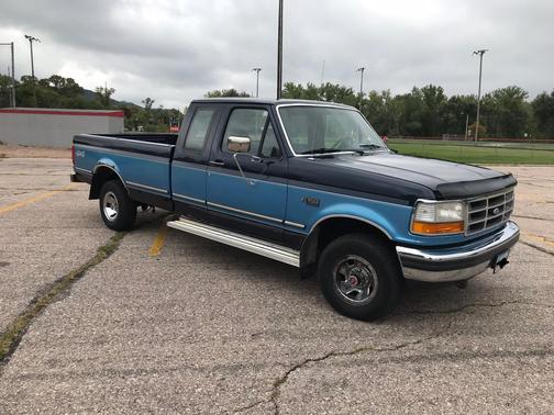Blue 1992 Ford F-150 Custom SuperCab