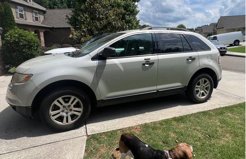 Silver 2007 Ford Edge SE