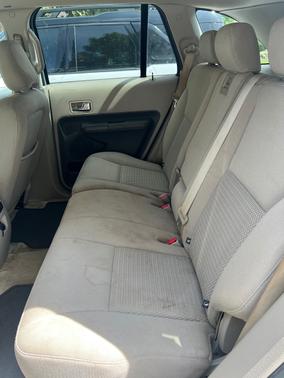 Silver 2007 Ford Edge SE