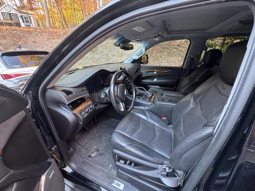 2017 Cadillac Escalade ESV Luxury