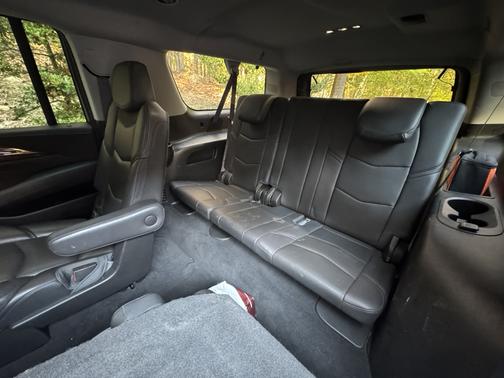 2017 Cadillac Escalade ESV Luxury