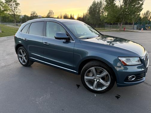 Blue 2015 Audi Q5 3.0 TDI Premium Plus