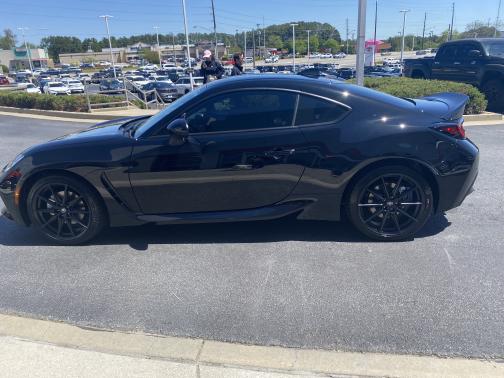 2024 Toyota GR86 Premium