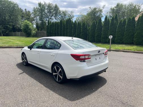 White 2023 Subaru Impreza Base