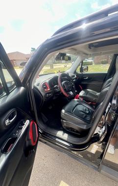 Black 2016 Jeep Renegade Trailhawk
