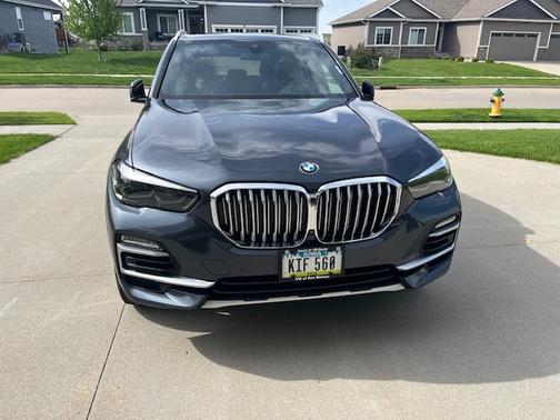 Gray 2020 BMW X5 xDrive40i