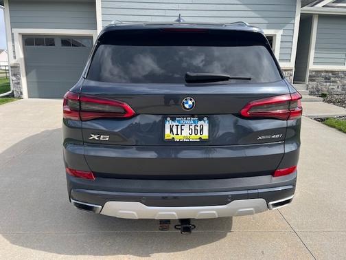 Gray 2020 BMW X5 xDrive40i