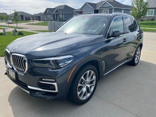 Gray 2020 BMW X5 xDrive40i