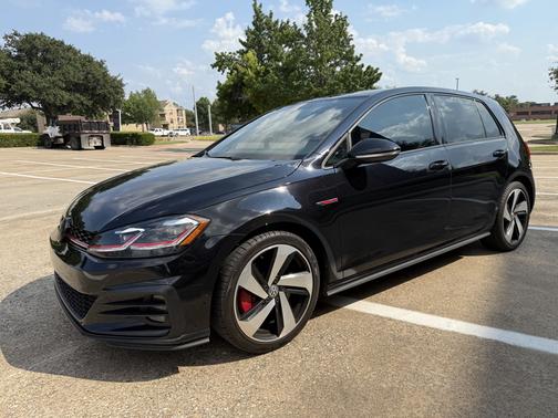 2018 Volkswagen Golf GTI 2.0T SE 4-Door