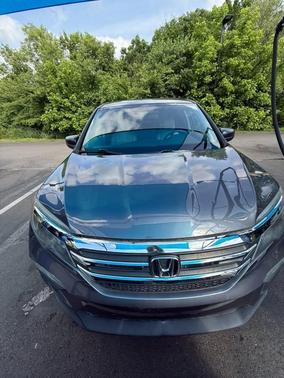 Gray 2016 Honda Pilot LX